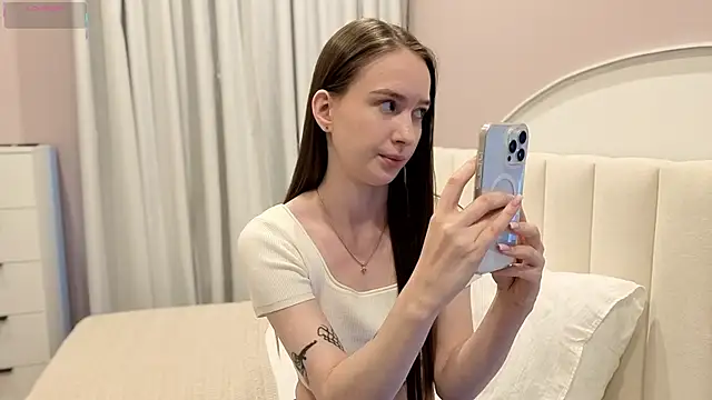 Snapshot of Seelexi chatting on 06-16-26, 03:12 Seelexi online show from 06-16-26, 03:12