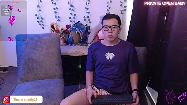 Tina 4 Charlie online show from 11-30-25, 03:02