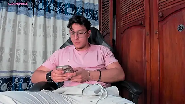 Amon  ashford online show from 03-03-26, 01:12