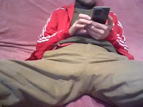 Snapshot of H50france chatting on 11-07-25, 08:13 H50france online show from 11-07-25, 08:13