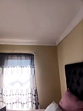 Amandabrown60 online show from 05-05-26, 09:12