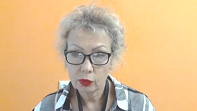 Snapshot of NessyJenixs chatting on 09-30-25, 06:08 NessyJenixs online show from 09-30-25, 06:08