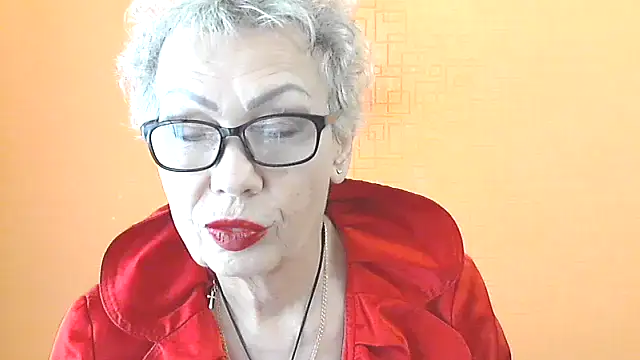 Snapshot of NessyJenixs chatting on 10-25-25, 07:29 NessyJenixs online show from 10-25-25, 07:29