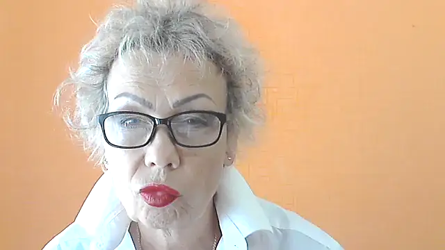 Snapshot of NessyJenixs chatting on 09-14-25, 06:36 NessyJenixs online show from 09-14-25, 06:36