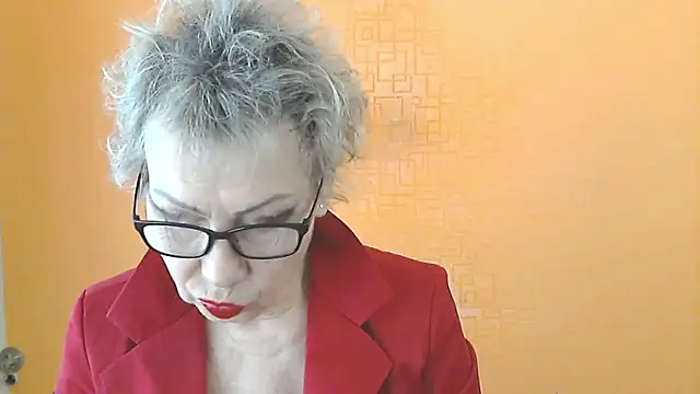 NessyJenixs online show from 01-17-26, 08:07