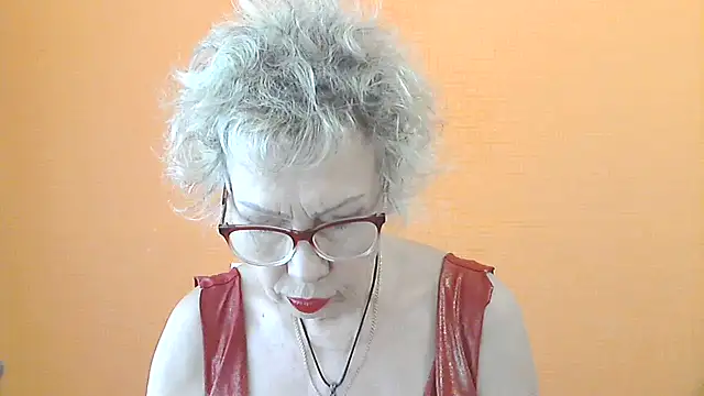 NessyJenixs online show from 06-10-26, 06:25