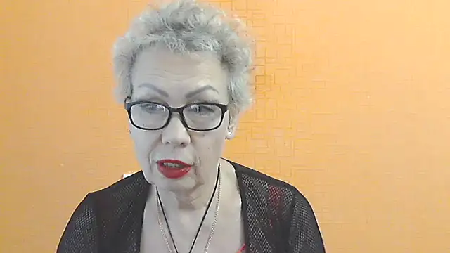 Snapshot of NessyJenixs chatting on 11-13-25, 07:01 NessyJenixs online show from 11-13-25, 07:01