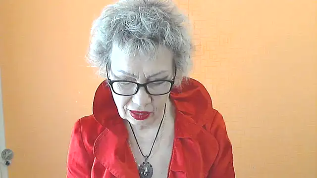 NessyJenixs online show from 05-03-26, 06:29