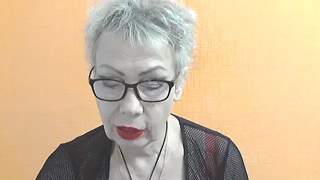 Snapshot of NessyJenixs chatting on 11-10-25, 07:35 NessyJenixs online show from 11-10-25, 07:35