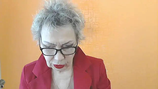 NessyJenixs online show from 01-12-26, 08:43