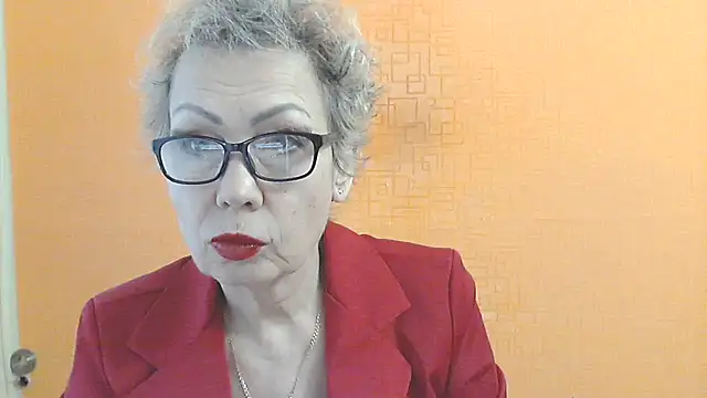 NessyJenixs online show from 01-06-26, 08:18