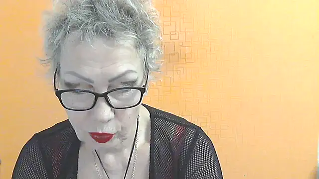 NessyJenixs online show from 12-23-25, 07:40