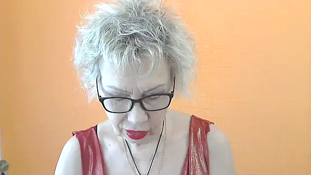 NessyJenixs online show from 05-27-26, 06:43
