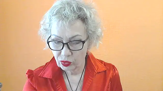 NessyJenixs online show from 05-16-26, 06:34