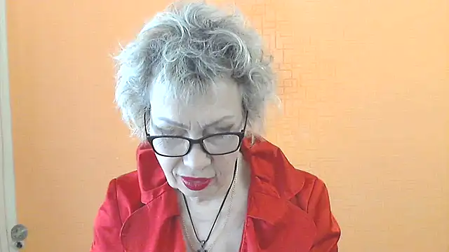 NessyJenixs online show from 04-26-26, 07:05