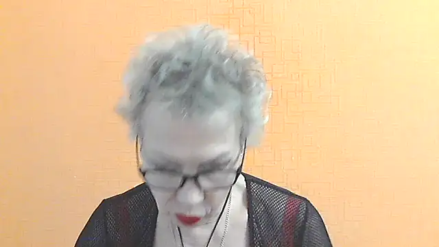 NessyJenixs online show from 11-30-25, 07:20