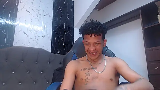 Snapshot of carlos_alber12 chatting on 09-11-25, 07:25 carlos alber12 online show from 09-11-25, 07:25