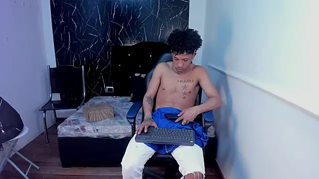 carlos alber12 online show from 11-22-25, 07:13