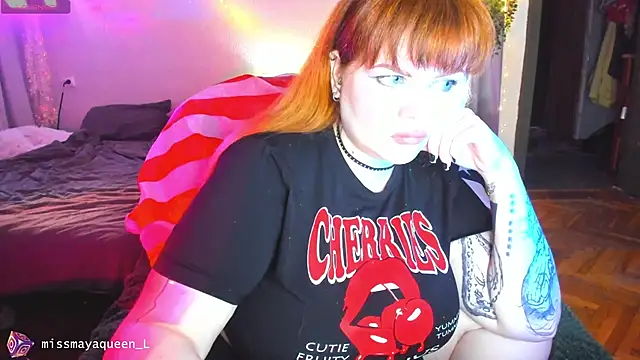 Snapshot of missmayaqueen chatting on 06-12-26, 11:30 missmayaqueen online show from 06-12-26, 11:30