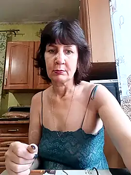 Laura Kiss online show from 11-20-25, 08:37