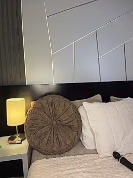 fiorella paris online show from 04-14-26, 09:31