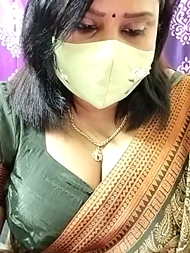 Queenflowerr online show from 10-23-25, 05:55