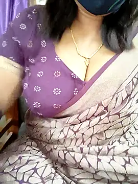 Queenflowerr online show from 04-06-26, 08:15