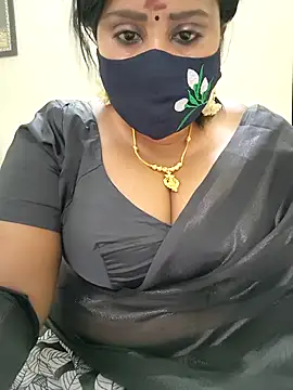 Queenflowerr online show from 11-06-25, 04:44