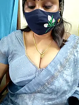 Queenflowerr online show from 02-24-26, 07:26