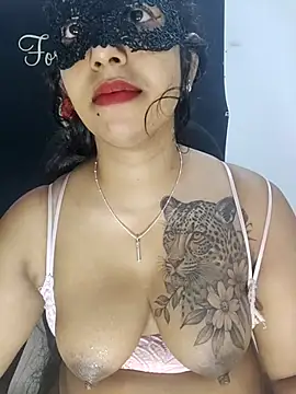 Snapshot of Sexy-Monikaa chatting on 03-22-25, 10:48 Sexy-Monikaa online show from 03-22-25, 10:48
