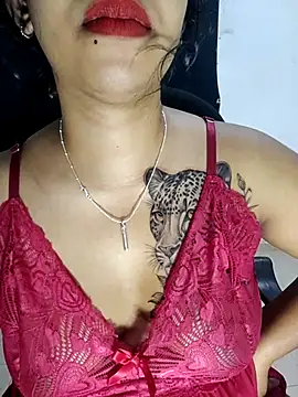 Snapshot of Sexy-Monikaa chatting on 03-14-25, 07:23 Sexy-Monikaa online show from 03-14-25, 07:23