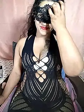 Snapshot of Sexy-Monikaa chatting on 09-18-25, 10:07 Sexy-Monikaa online show from 09-18-25, 10:07