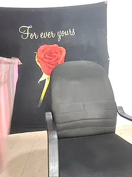 Snapshot of Sexy-Monikaa chatting on 03-14-25, 10:38 Sexy-Monikaa online show from 03-14-25, 10:38