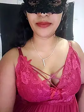Snapshot of Sexy-Monikaa chatting on 03-06-25, 08:27 Sexy-Monikaa online show from 03-06-25, 08:27