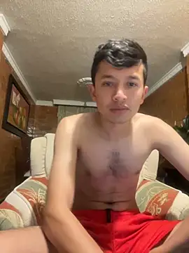 Snapshot of sebaxx8_ chatting on 09-10-25, 04:33 sebaxx8 online show from 09-10-25, 04:33