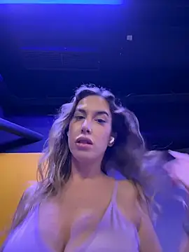 veronikawithDDDs online show from 12-14-25, 06:57