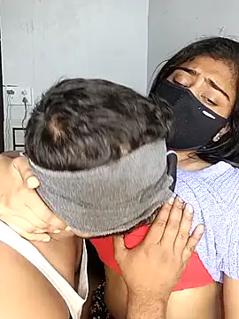 Love-N online show from 01-18-26, 04:32