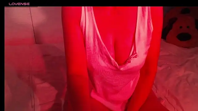 sweetchani666 online show from 02-13-26, 08:25