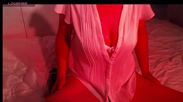 sweetchani666 online show from 07-11-26, 06:46