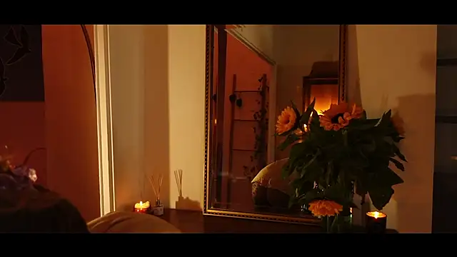 Snapshot of 9Calliope chatting on 10-21-25, 12:37 9Calliope online show from 10-21-25, 12:37