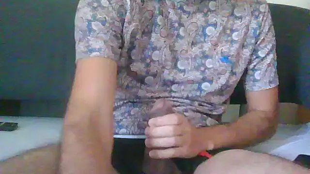 Snapshot of mert_istanbl chatting on 10-13-25, 11:45 mert istanbl online show from 10-13-25, 11:45