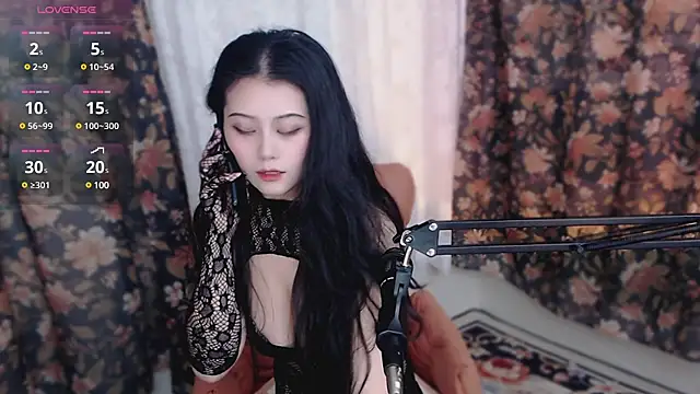 Snapshot of cat-lady-6688 chatting on 03-14-25, 10:18 cat-lady-6688 online show from 03-14-25, 10:18