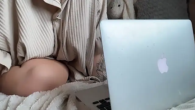 blissdimicco online show from 04-09-26, 04:35