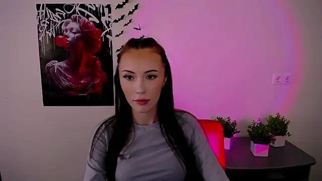 Snapshot of Nikonara_Love chatting on 02-15-25, 12:43 Nikonara Love online show from 02-15-25, 12:43