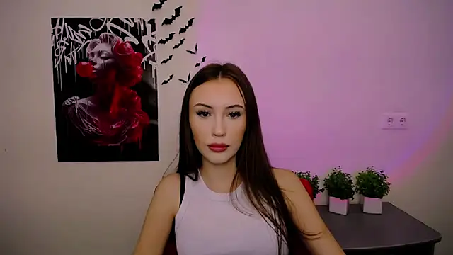 Snapshot of Nikonara_Love chatting on 01-31-25, 01:45 Nikonara Love online show from 01-31-25, 01:45