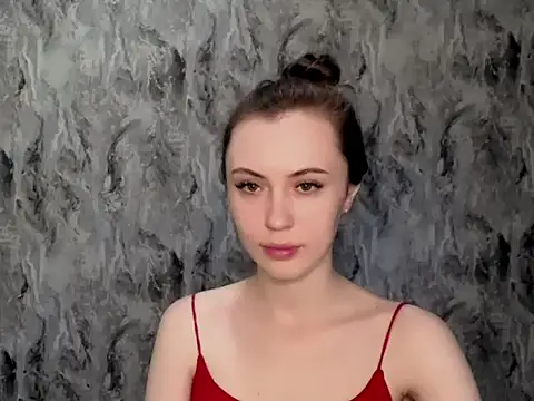 Snapshot of Nikonara_Love chatting on 06-20-26, 11:26 Nikonara Love online show from 06-20-26, 11:26