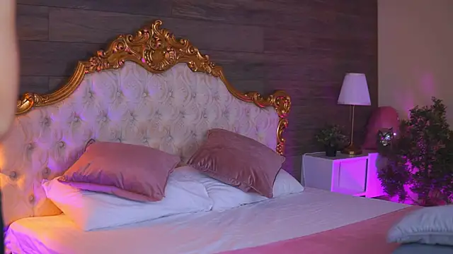 Juicy Jessye online show from 02-25-26, 09:58