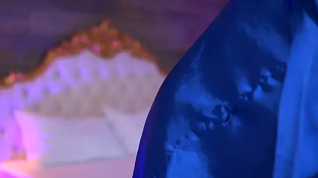 Juicy Jessye online show from 09-15-25, 07:47