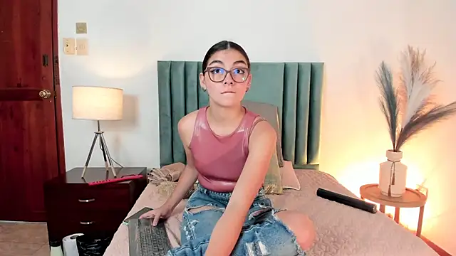 GiaBlakee online show from 01-28-25, 11:38