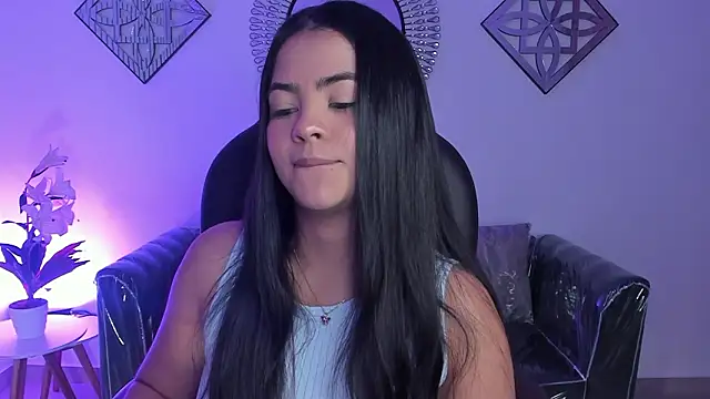 Layla Breezee online show from 03-22-26, 09:33